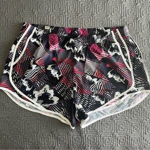 Calvin Klein Women's Black and Pink Athletic Shorts - Plus Size